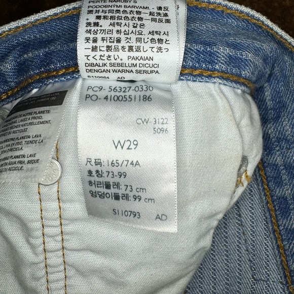 Levi cut offs - Picture 4 of 5